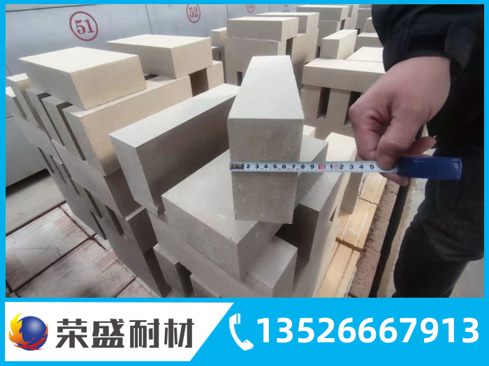 磷酸鹽結合高鋁磚